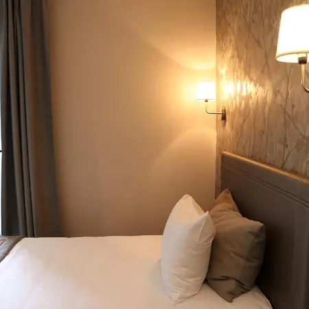 Hotel Timhotel Gare Montparnasse Paris