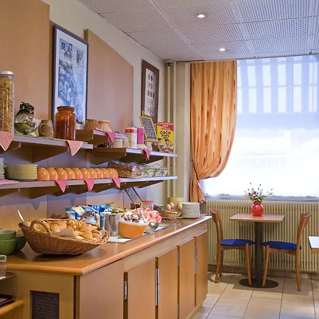 Timhotel Gare Montparnasse Hotel