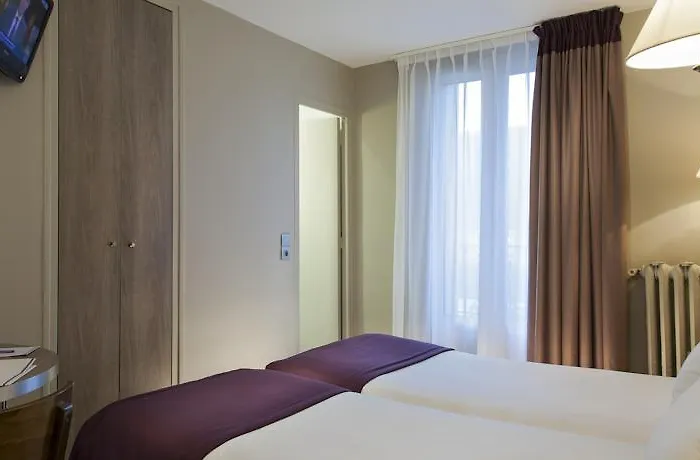 Timhotel Gare Montparnasse 3* פריז