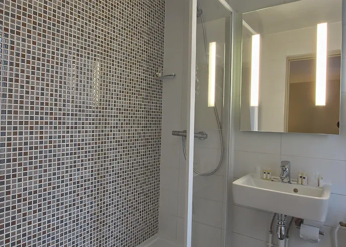 Timhotel Gare Montparnasse מלון