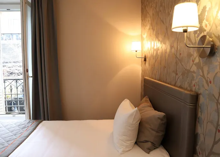 Timhotel Gare Montparnasse 3* פריז