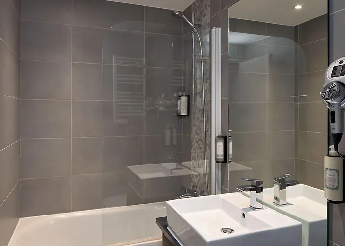 Timhotel Gare Montparnasse מלון