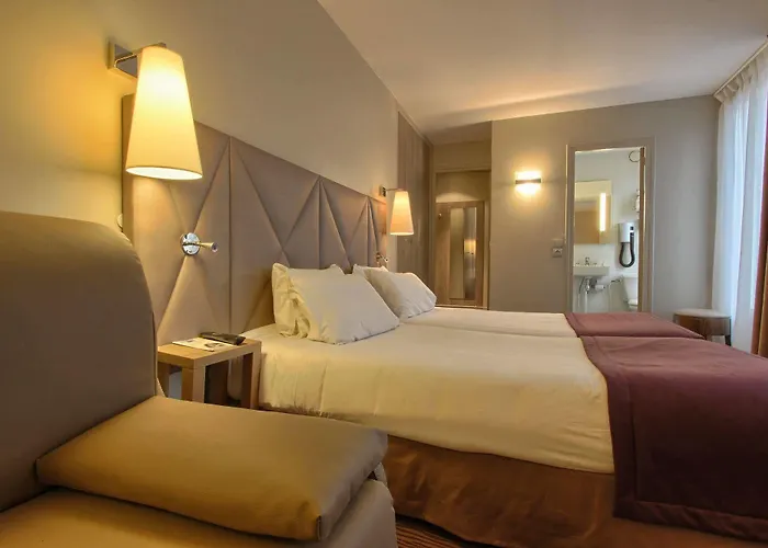 Timhotel Gare Montparnasse מלון 3*